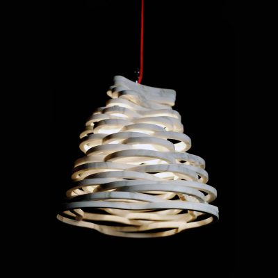 Annika lampada da tavolo a sospensione in marmo Calacatta Carrara, progettata dal designer Paolo Ulian