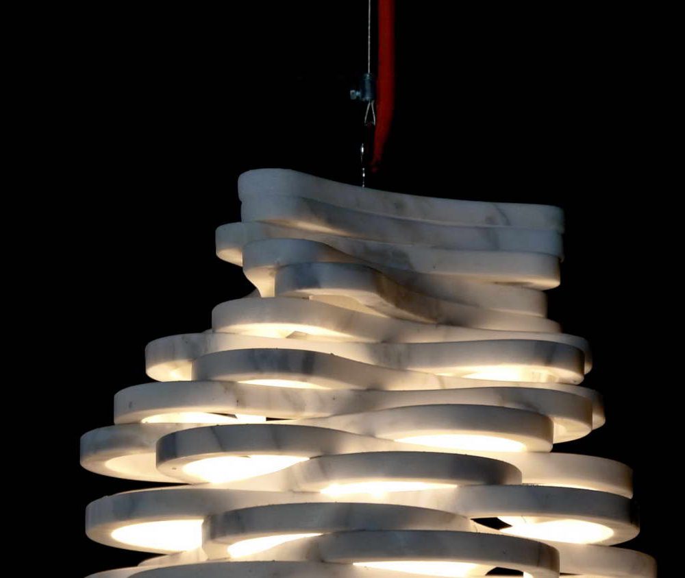 Annika lampada da tavolo a sospensione in marmo Calacatta Carrara, designer Paolo Ulian