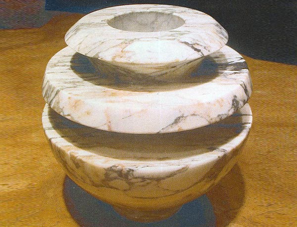 PORTAFIORI-A-SFERA-piero-bottoni-vaso-da-fiori-in-marmo